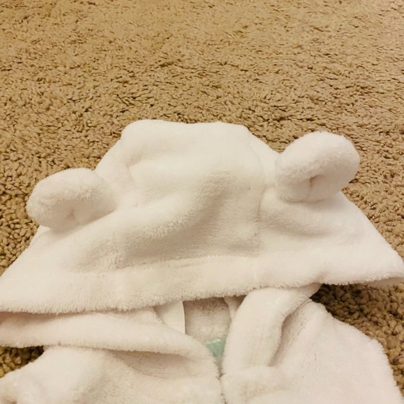 Polar bear 3 piece outfit with vest - Picture 6 of 6